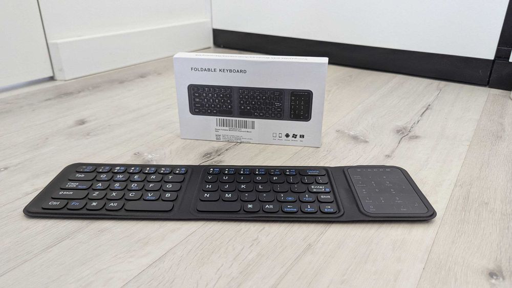 Складна Bluetooth клавіатура Nsyee з тачпадом і цифровим блоком