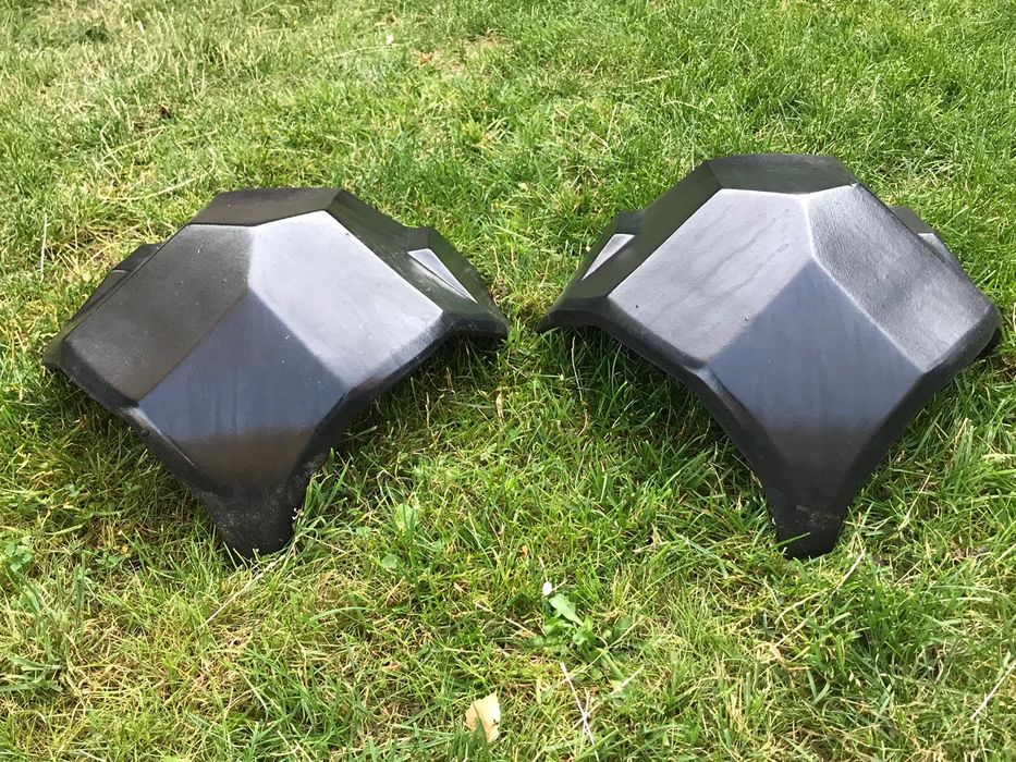 Nowa dachówka Domino trójnik