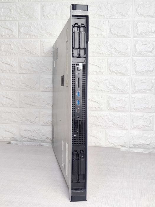 Сервер/робоча станція DELL Precision Rack 3930