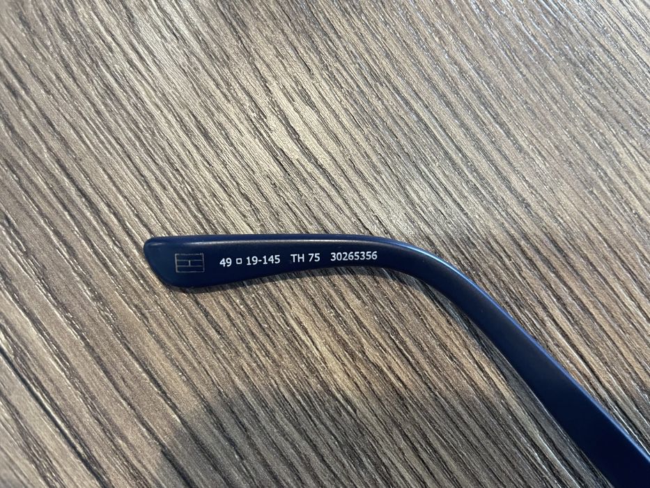 Okulary Tommy Hilfiger