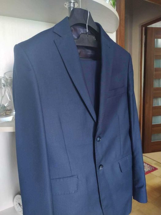 Sprzedam garnitur męski