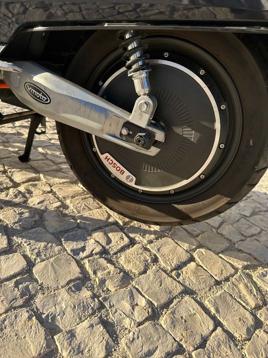 Mota 100% elétrica  - Super Soco Cux