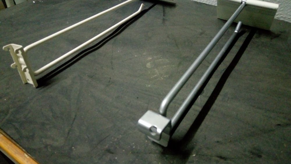 Ganchos Preçários para lojas , etc... 33cm ou 30cm comprimento
