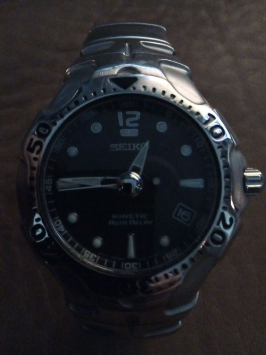 Relógio Seiko Kinetic, intemporal.