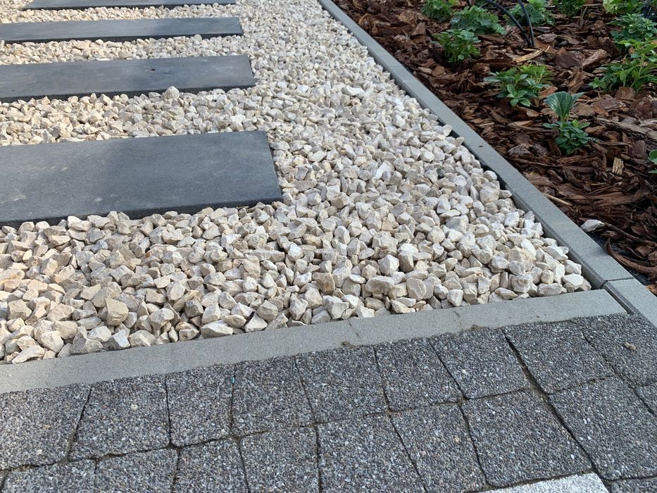 Grys ogrodowy, kamień dekoracyjny biały, kruszywo dekoracyjne