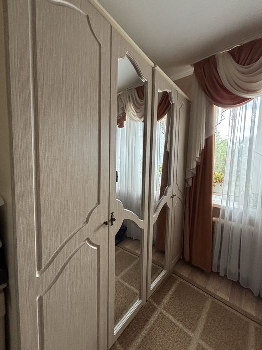 Комплект мебели в спальню (спальный гарнитур)