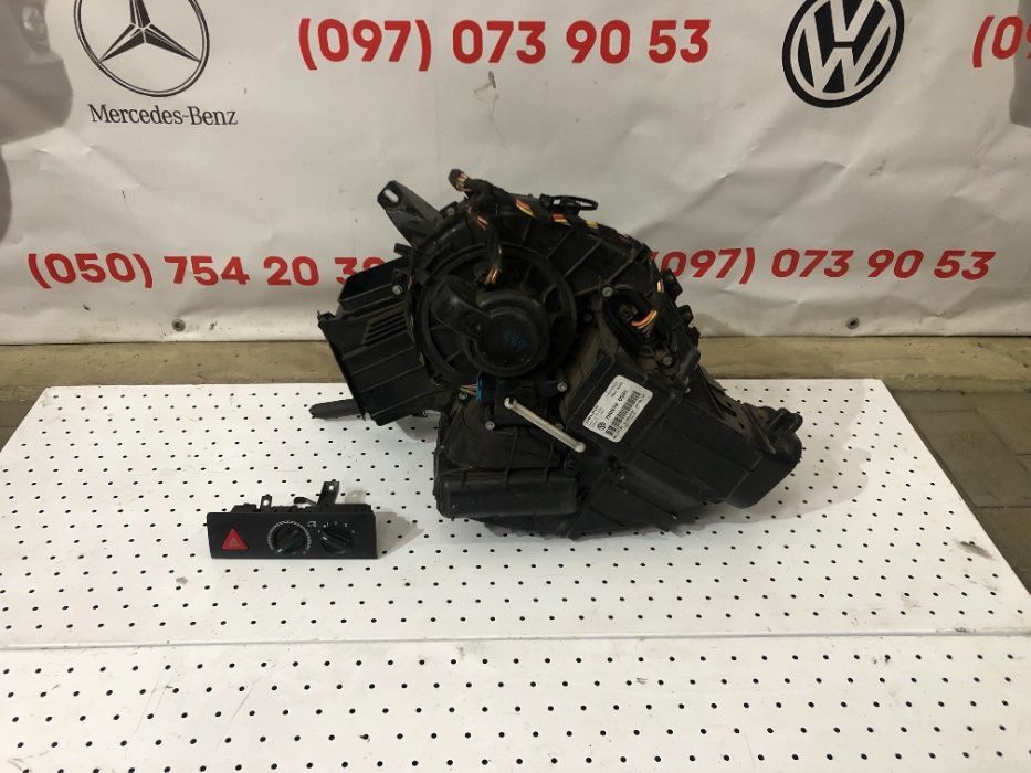 Разборка Т5 Автошрот VW T5 Запчасти Multivan Caravelle Запчастини