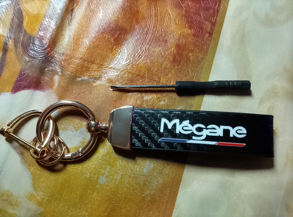 Брелок для Renault Megane
