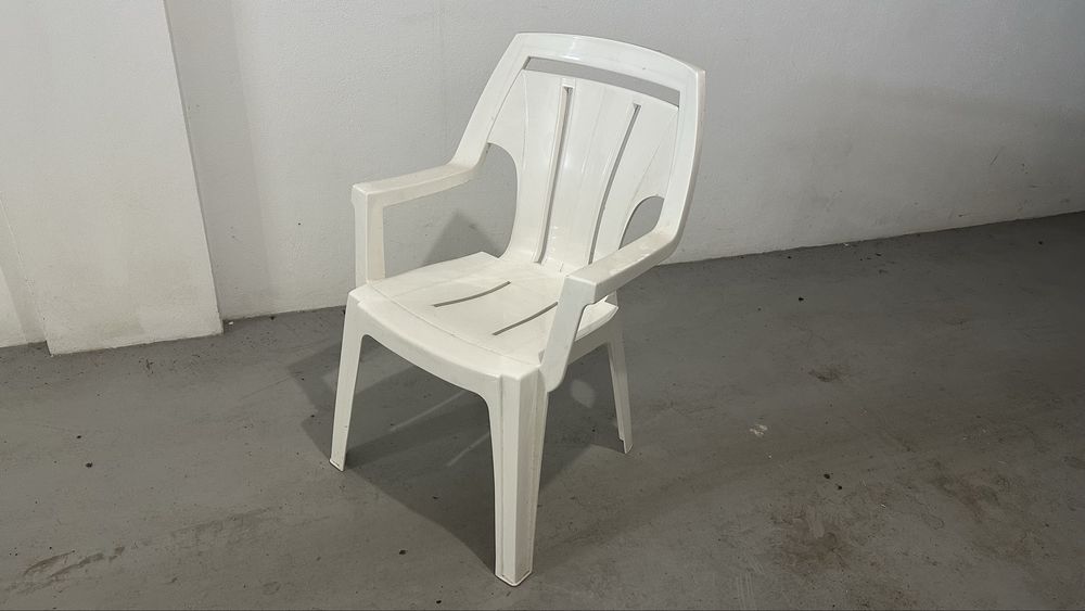 Conjunto 13 cadeiras jardim PVC Impecaveis