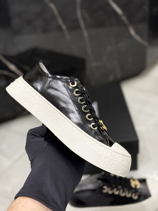 Trampki Chanel black leather