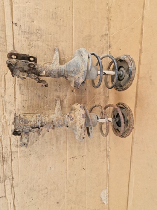 Amortyzatory sprężyny przednie mcphersony przód 2.0 i-vtec Honda FR-V