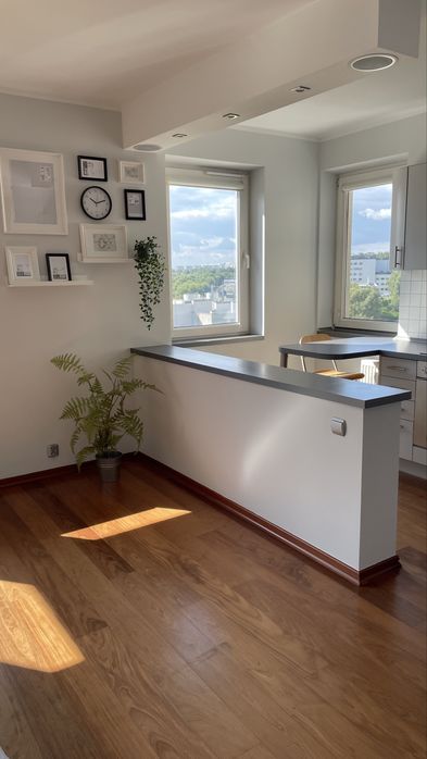 Bardzo duża kawalerka, PIĘKNY widok, 2 miejsca postojowe, 35m2