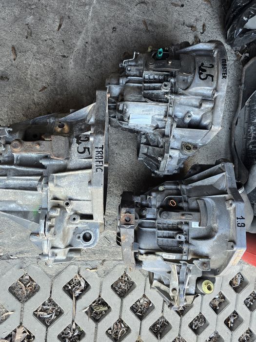 Skrzynia Biegów Trafic Vivaro 1.9  2.5 TDCI