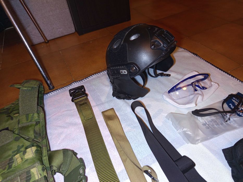 AIRSOFT colete replicas acessórios rádio