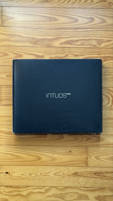Wacom intuos Pro M como Nova em caixa / acessorios