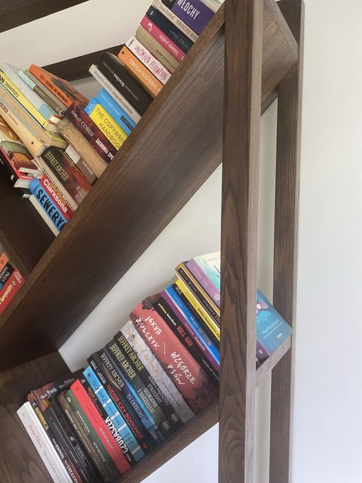 Regał, półki na książki