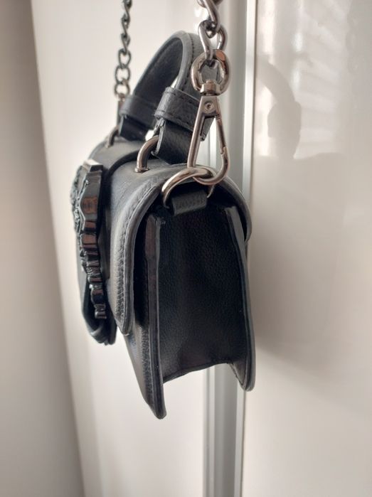 Versace Jeans Couture torebka mała czarna crossbody na łańcuszku