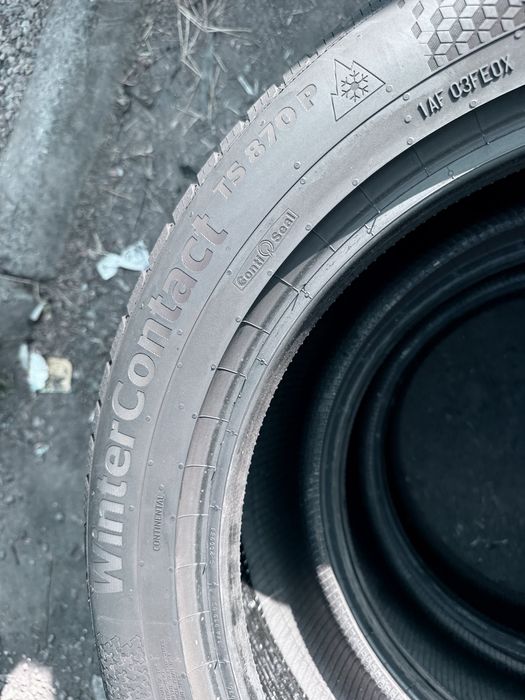 235 55 19 Continental TS870P 99% 2023 Шини Зима