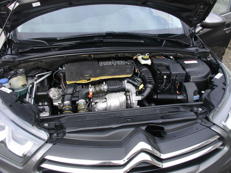 citroen c4 blue hdi