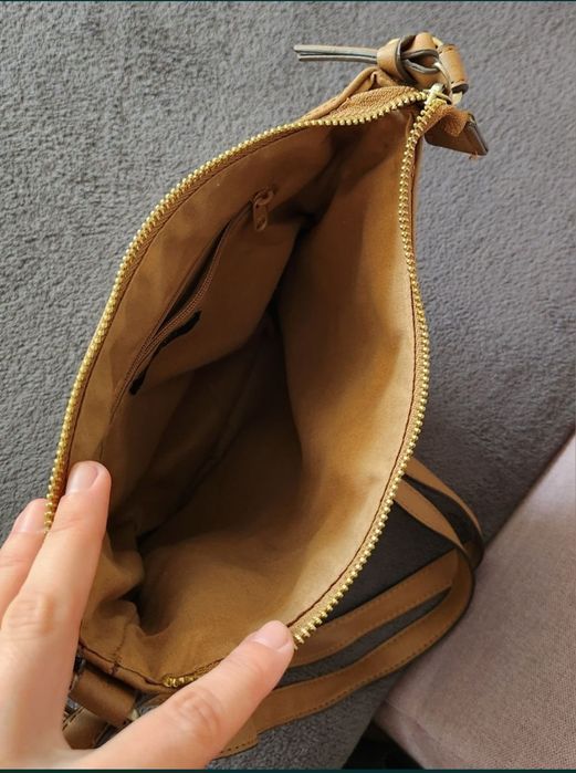 Torebka listonoszka F&F