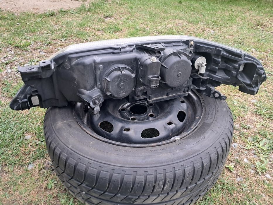Lampa Renault Laguna