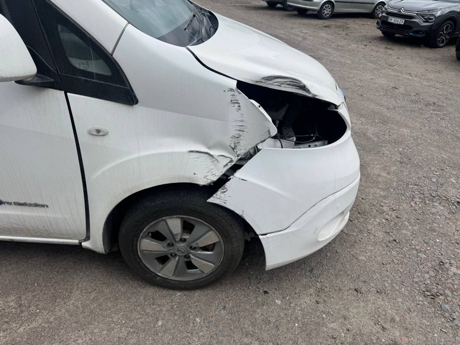 Продам Nissan e-NV 200