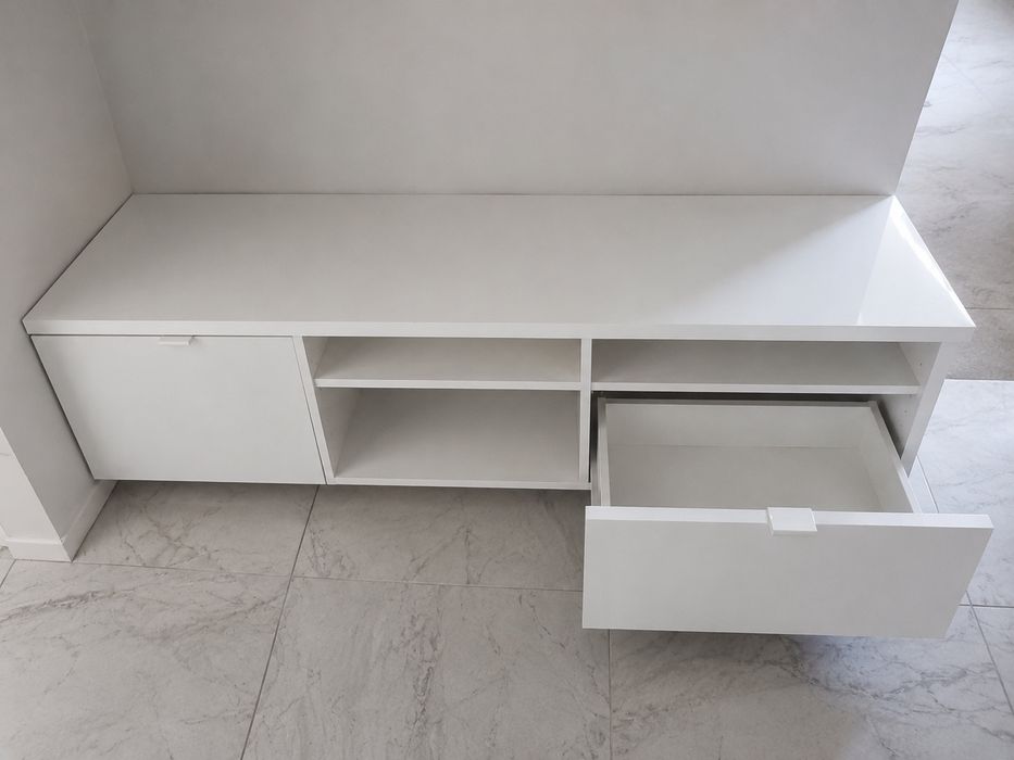 Szafka RTV biała 160 cm