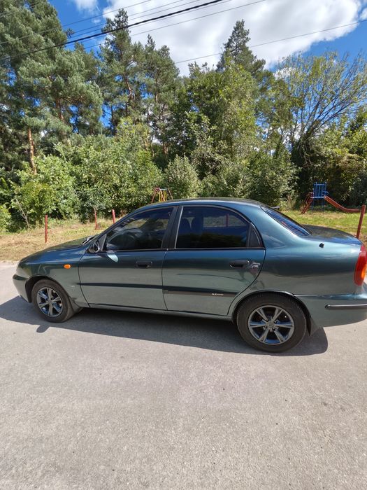 Daewoo Lanos SE  в гарному стані