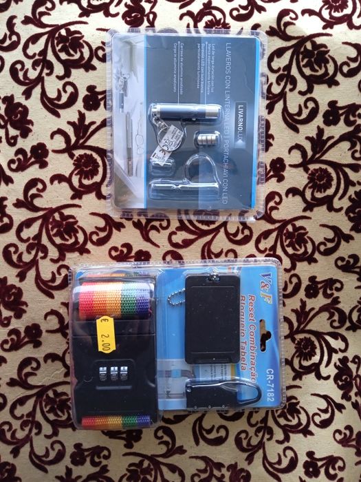 Conjunto chaveiro com luz e fita bloqueio cadeado para mala