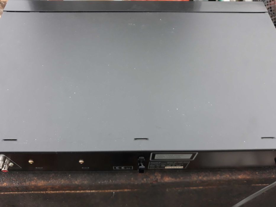 Sony CDP-212  проигрователь cd дисков \документы\ с Германии