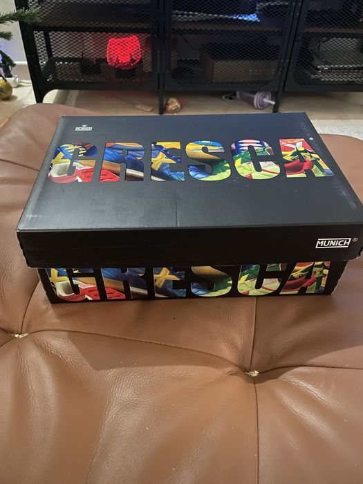 Tenis futsal Munich Gresca novos