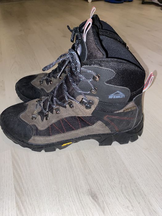 Buty trekingowe McKinley rozmiar 42 Vibram
