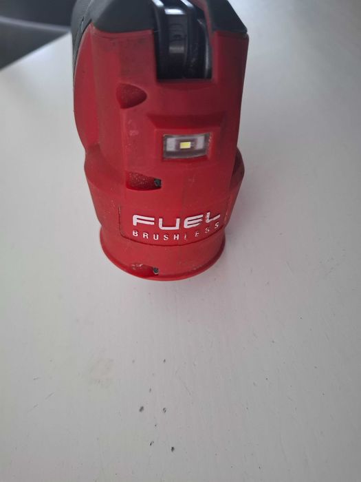Multimaster narzędzie wielofunkcyjne Milwaukee M12 FMT Fuel