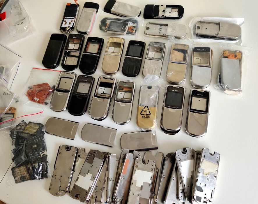 Запчасти на весь модельный ряд NOKIA 8800 (Classic/Sirocco/ARTE).