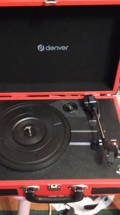 GIRADISCOS Eléctrico. Novo. Com 8 Fotos