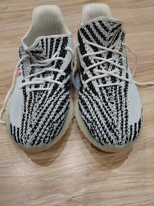 Adidas Yeezy Boost 350 V2 Zebra