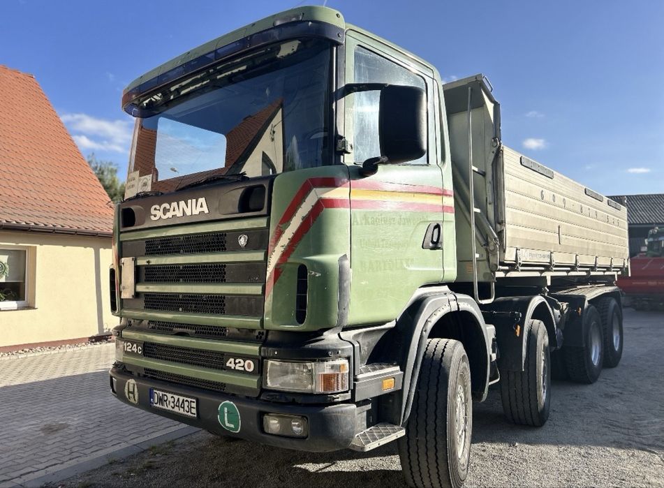 Scania  8x4 trójstronny kiper