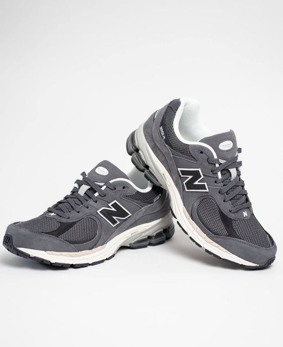 New Balance 2002R