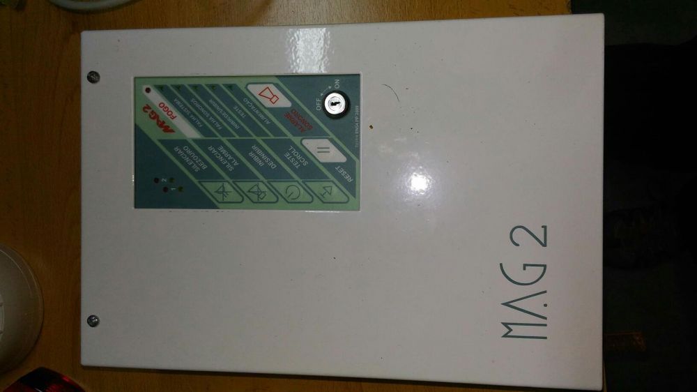 Alarme de intrusão e de incêndio