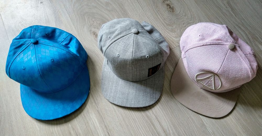 Czapka z daszkiem Cap/1 szt