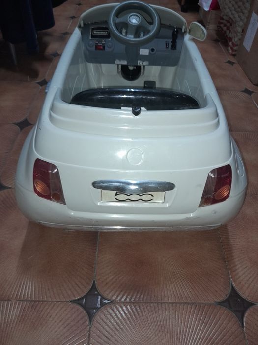 Carrinho Fiat 500 sem parte elétrica