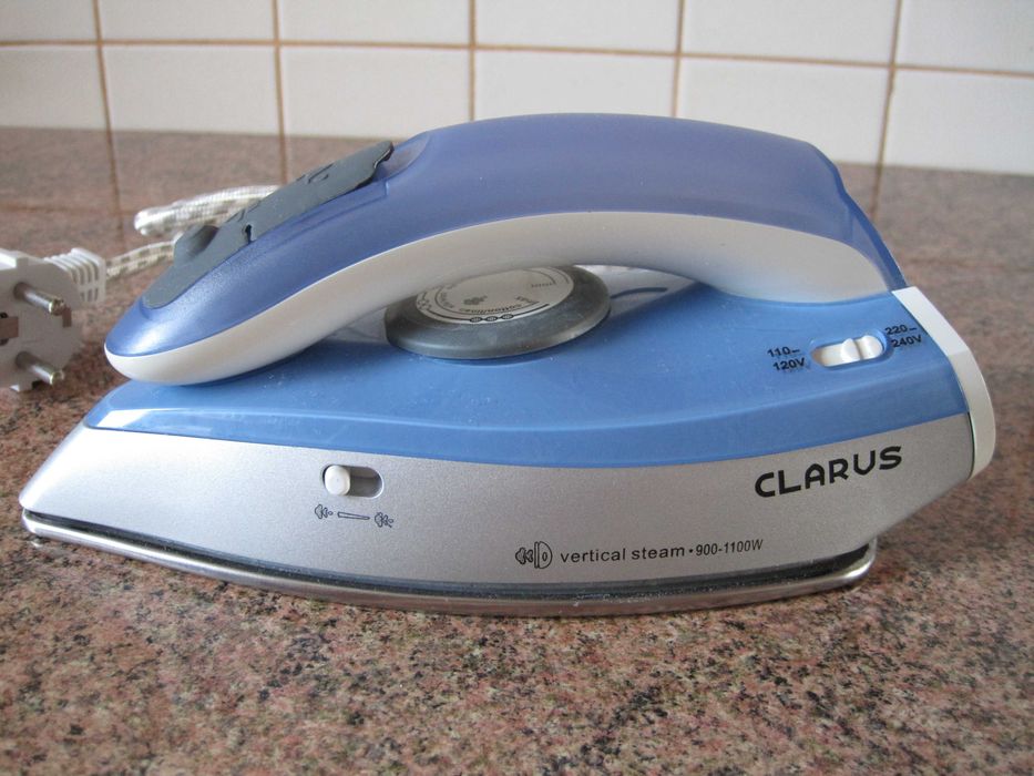 Żelazko turystyczne z parą Clarus