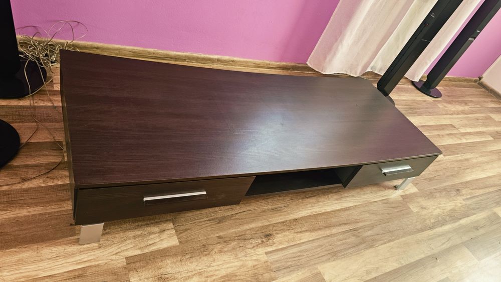 Szafka pod telewizor, sprzęt audio