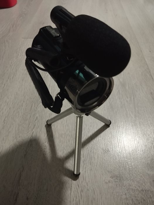 Нова цифрова відеокамера