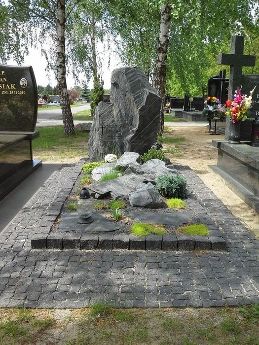 Благоустрій могил Чорноморск