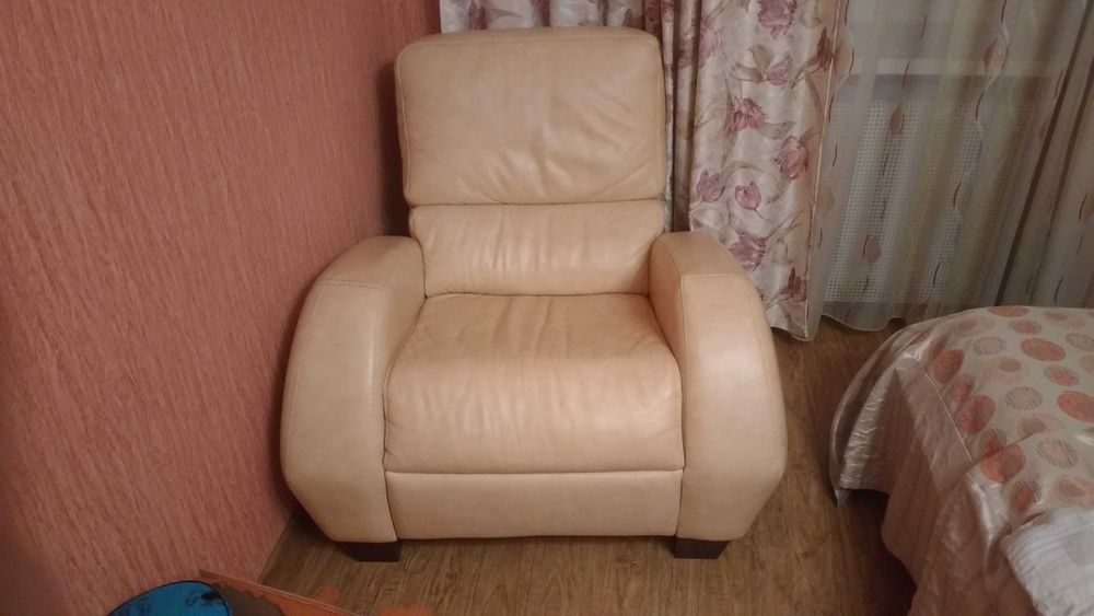Шкіряне крісло(натуральна шкіра)