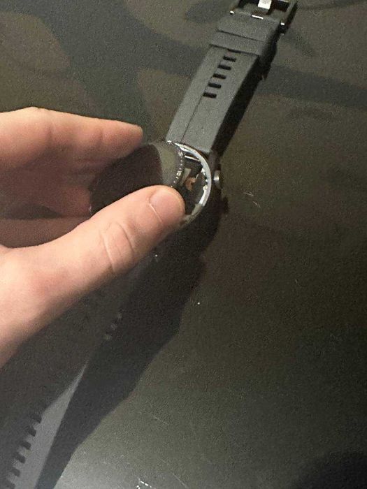 Smartwatch Huawei GT3 (на запчастини)