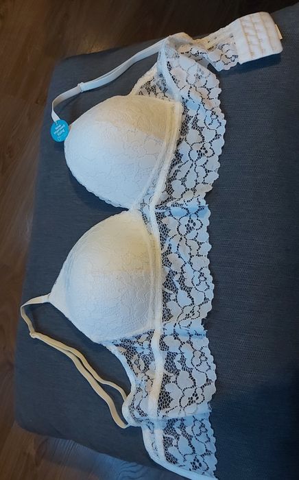 Biustonosz M, stanik z koronką szeroki pas na 5 haftek NOWY Primark