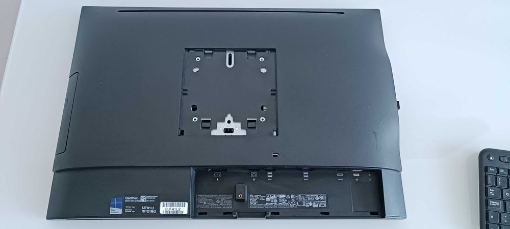 Dell Optiplex 5250 All In One 5250 Ecrã 21.5 FHD i5/16GB RAM/SSD+HDD