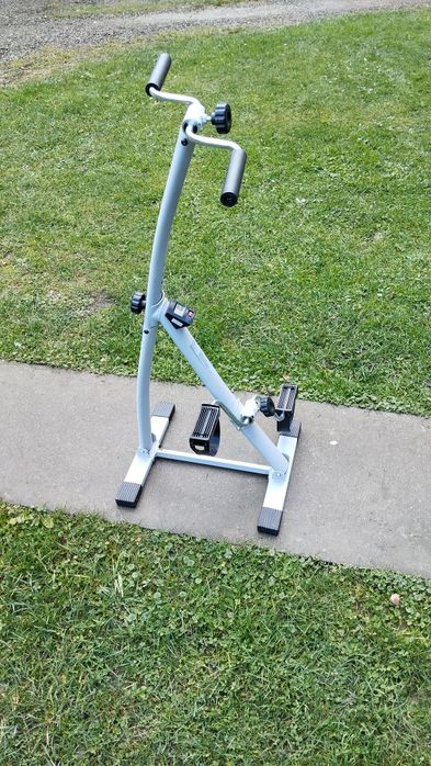 Rowerek do ćwiczeń rąk, nóg